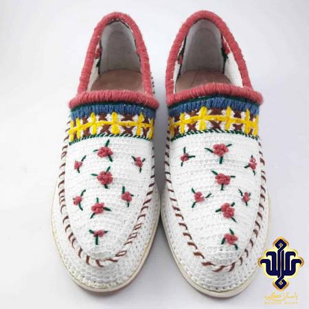 Purchase handmade Kurdish giveh in bulk