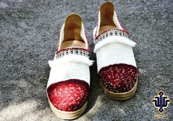 Manufacturing process of handmade giveh shoes