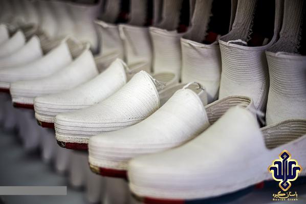 Purchasing handmade giveh shoes at best price