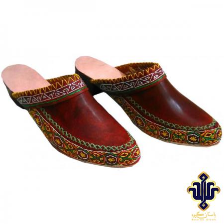 Different types of Persian leather giveh shoes