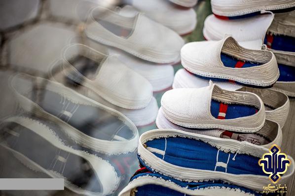 Handmade sponge sole klashes Distribution centers