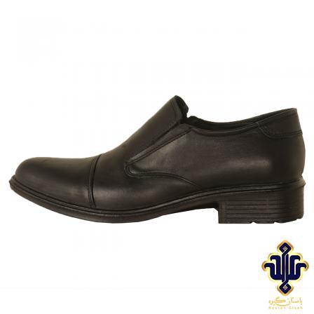 Obvious feature of persian leather giveh shoes